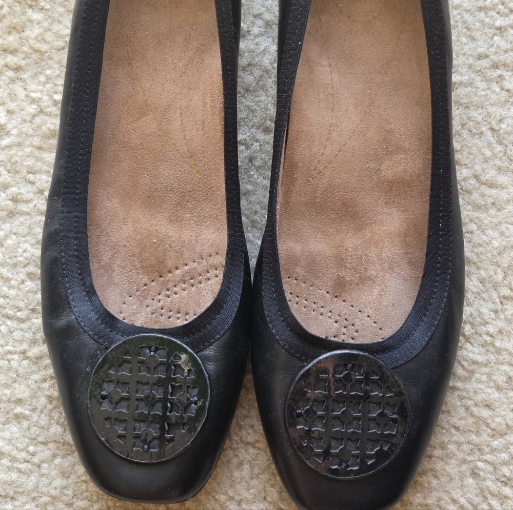Clarks Black Leather Loafers for Women